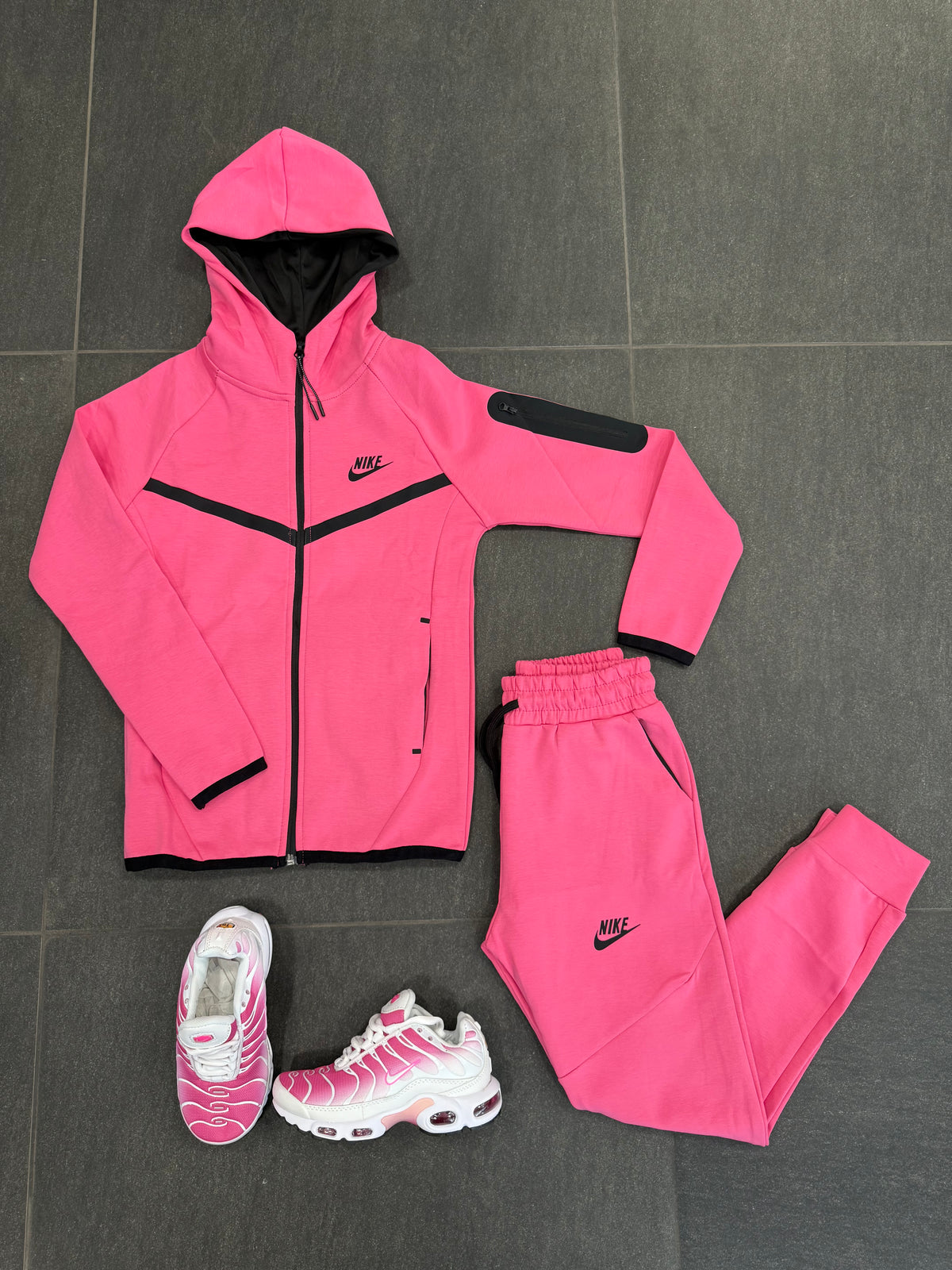 Nike tech fleece tracksuit
