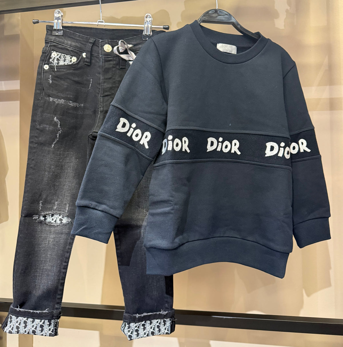 Dior sweatshirt