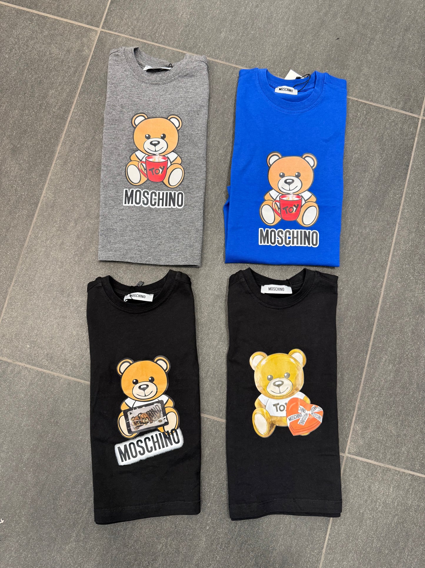 Moschino T-shirt