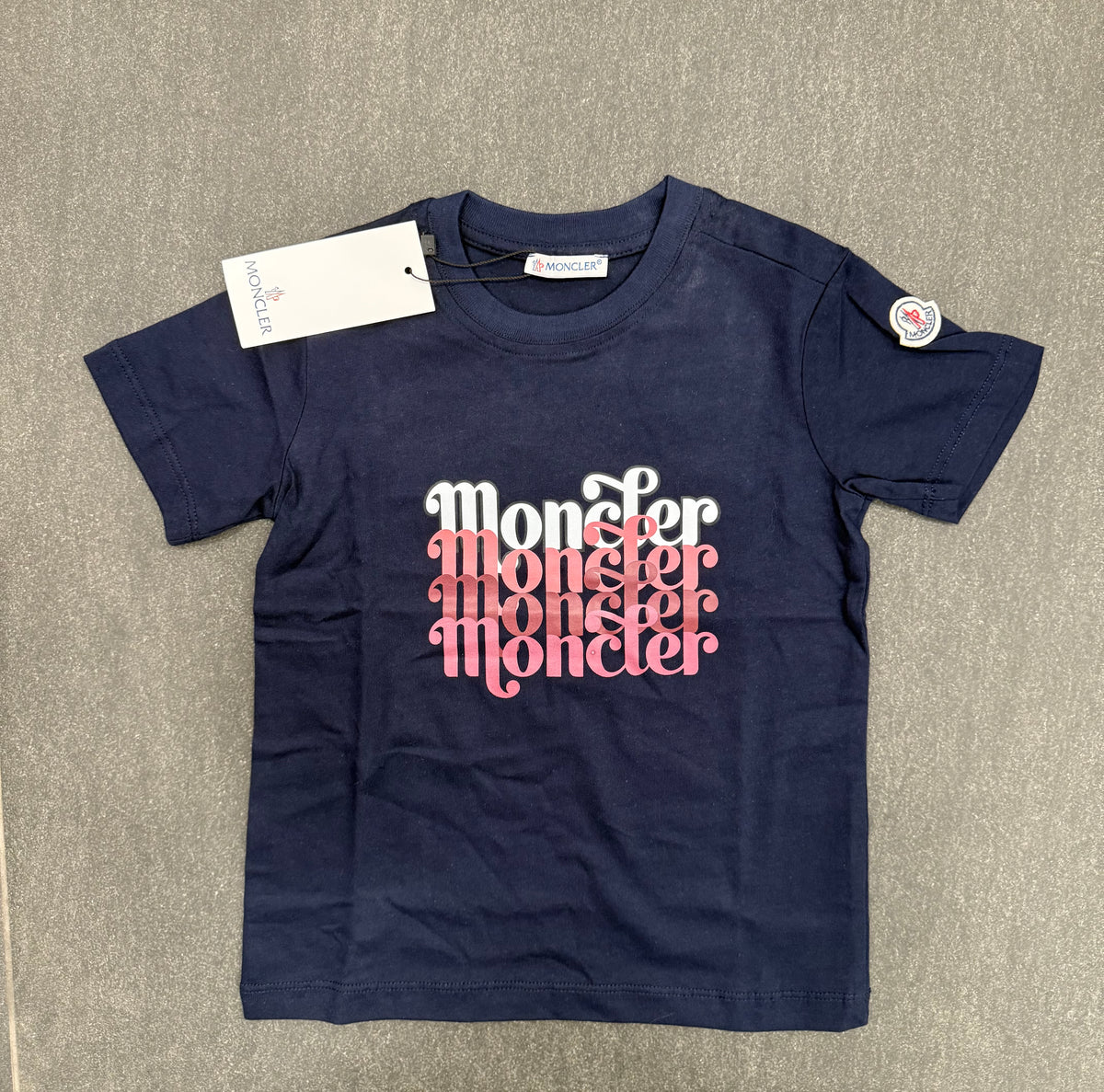 Moncler T-shirt