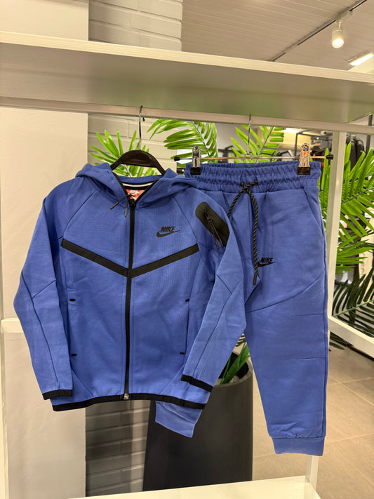 Nike tech fleece tracksuit