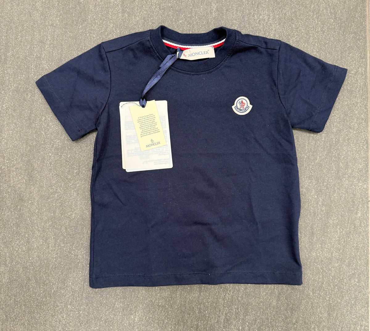 Moncler T-shirt